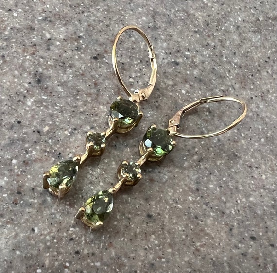 Vintage 9K Yellow Gold Peridot Drop Dangle Earrin… - image 2