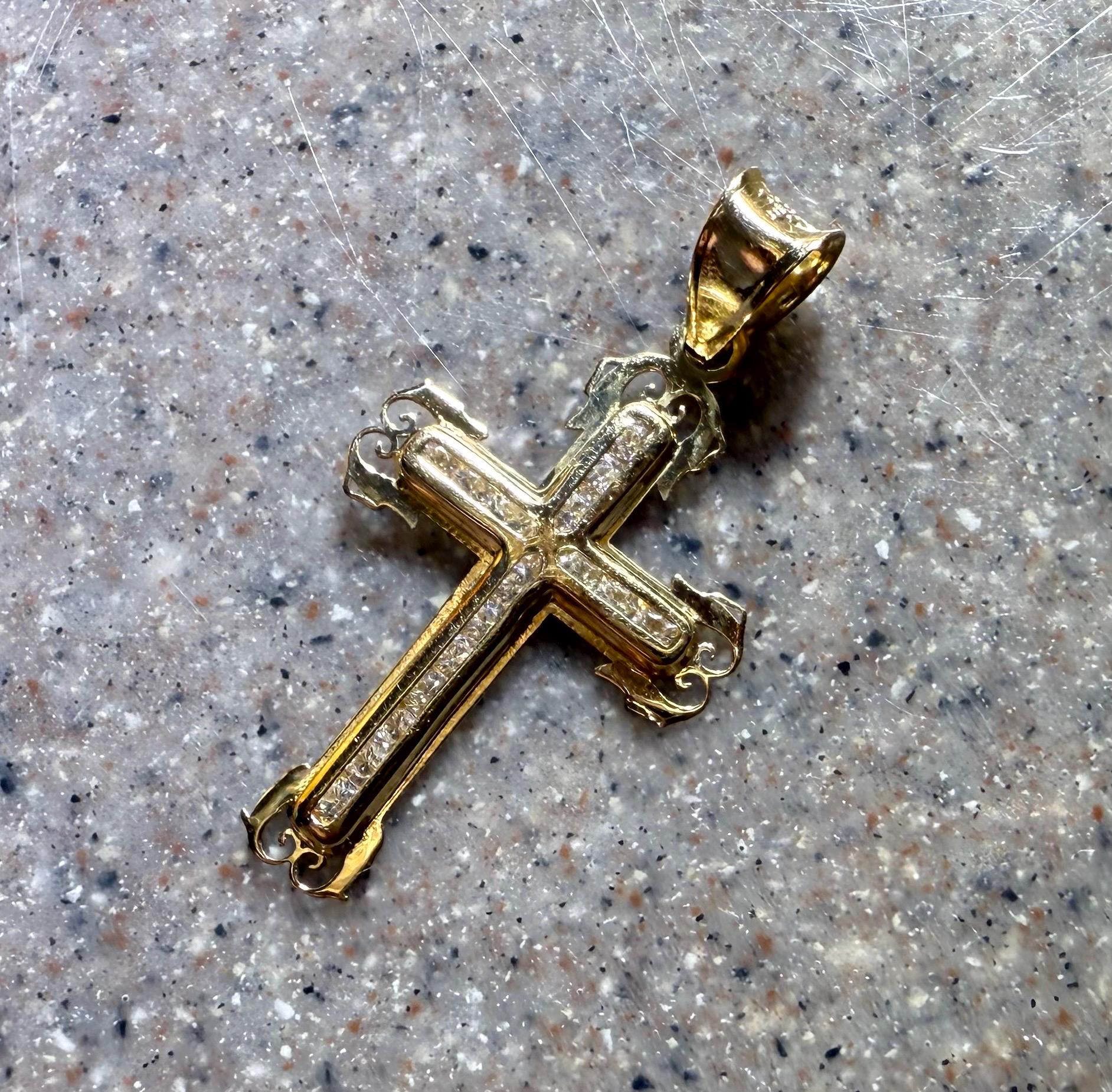 クロス ペンダント　10k Vintage 10K Yellow Gold CZ Cross Pendant - Etsy