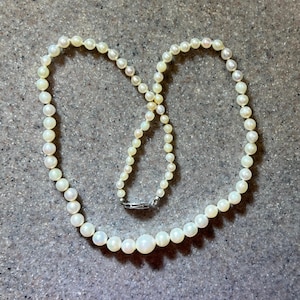 Vintage 10K White Gold Pearl Necklace