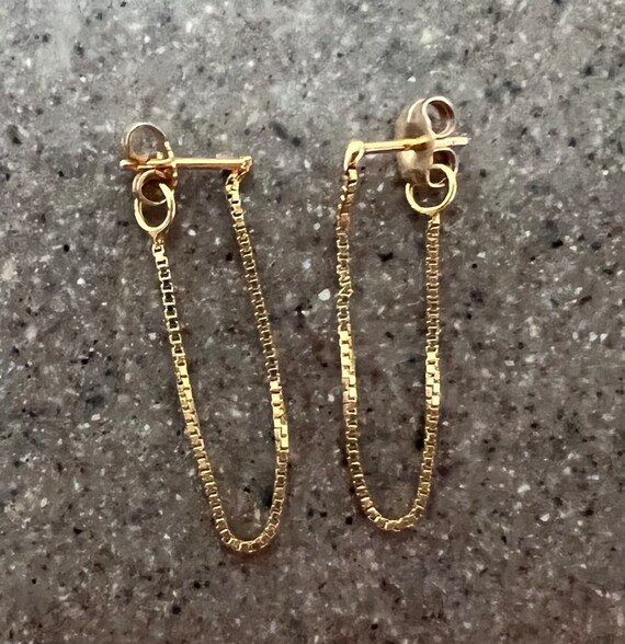 Vintage 14K Yellow Gold Chain Hoop Earrings - image 4