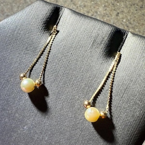 Vintage 14K Yellow Gold Pearl Drop Dangle Earrings