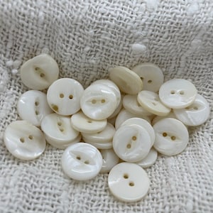 Antique MOP Buttons, Whitest Most Lustrous Pearl Ever!, 34 Pristine