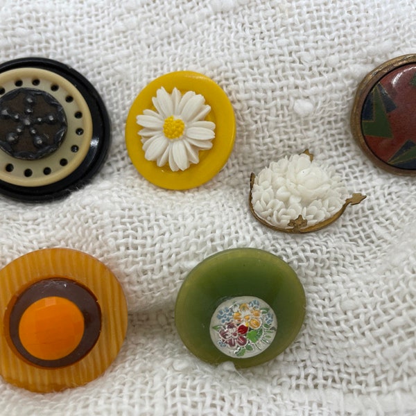 Vintage, Antique Button Stacks or Jewelry Findings, Bakelite, China, Faceted Glass