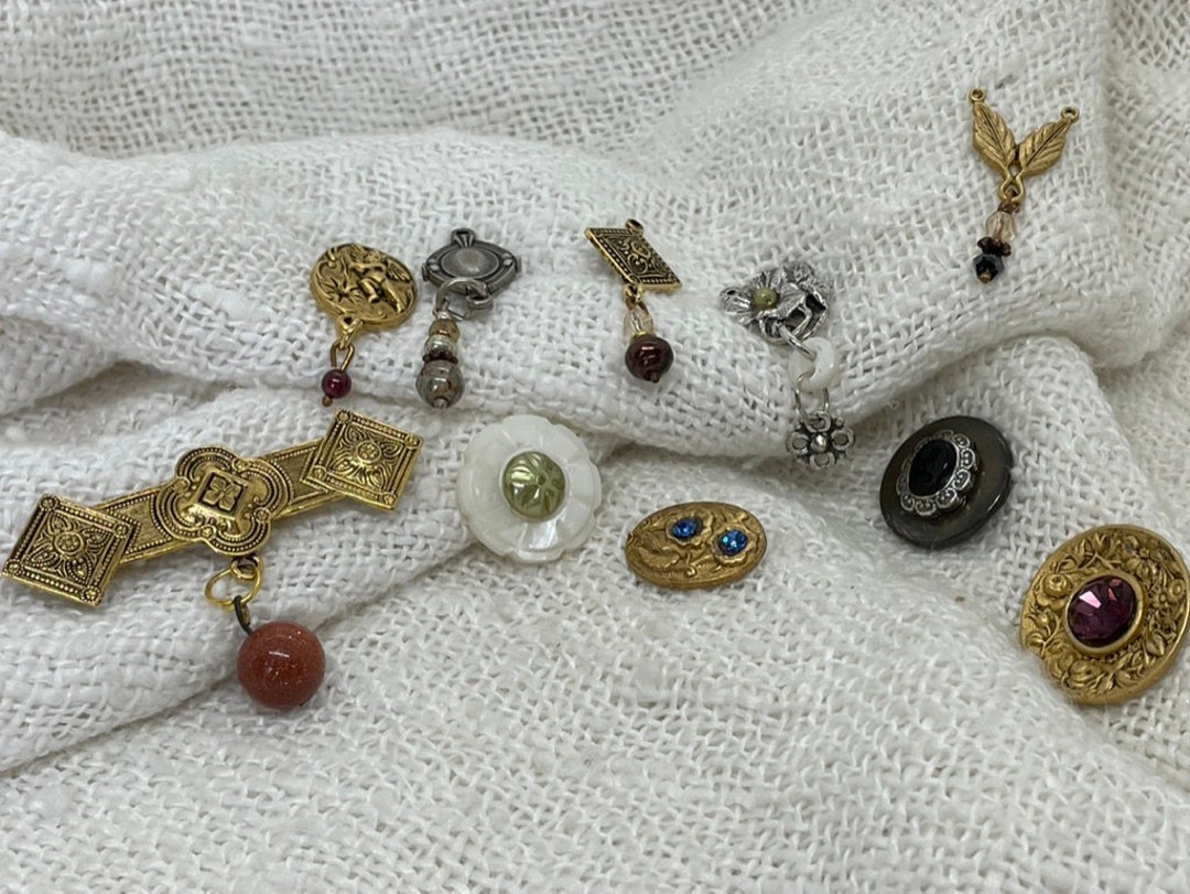 Ten Button Jewelry Findings, Victorian, Bar Pin W Goldstone Bead, Cupid ...