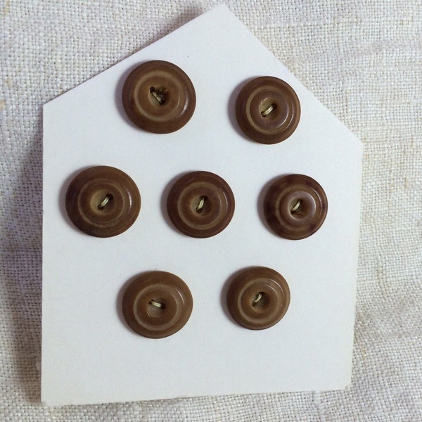Vegetable Ivory Buttons, Carved Tagua Nut 15mm, Matching Set of 7