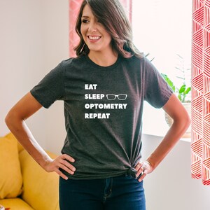optometrist gift, optometrist gift for women, optometrist shirt, optometry gifts, optometry t shirt, optometry student gift, Eye assistant
