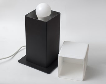 4" Steel Pedestal Shelf/Desk Lamp