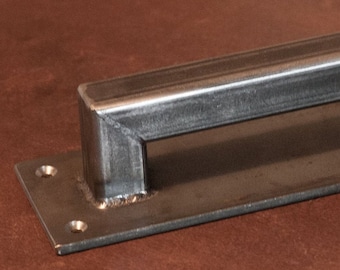 Low Profile Barn Door Handle – Industrial Loft Door Pull