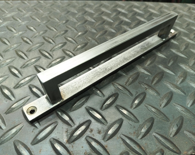 Industrial Barn Door Handle – Raw or Black Steel, Loft Door Pull