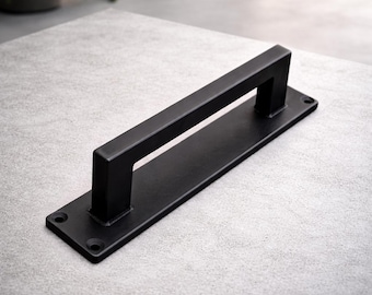 Industrial Steel Barn Door Handle – Square Tube, Loft Door Pull