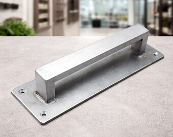 Industrial Steel Barn Door Handle – Loft Door Pull, 10-36 Inch