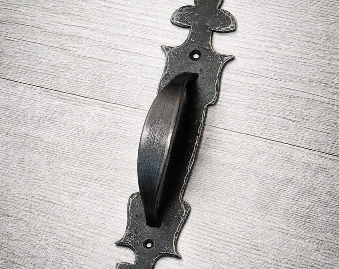 Studio Series - Handcrafted Fleur-de-lis Curved Door Handle