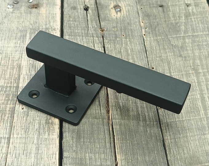 Single Post Door handle - Wide face, industrial style
