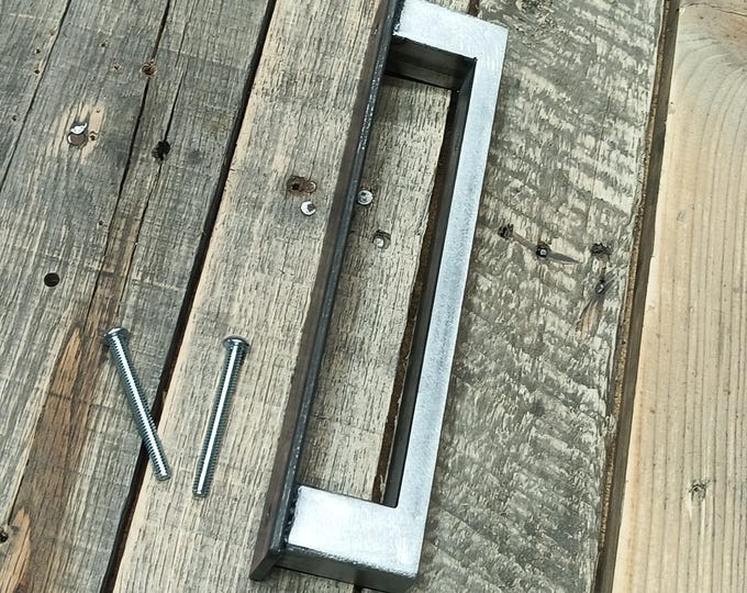 Industrial Steel Barn Door Handle – Rear Mount, Loft Door Pull
