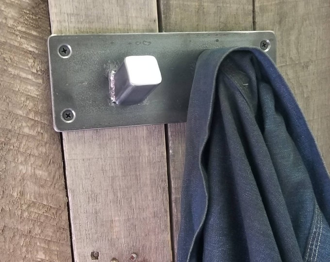 Structural series coat hanger set