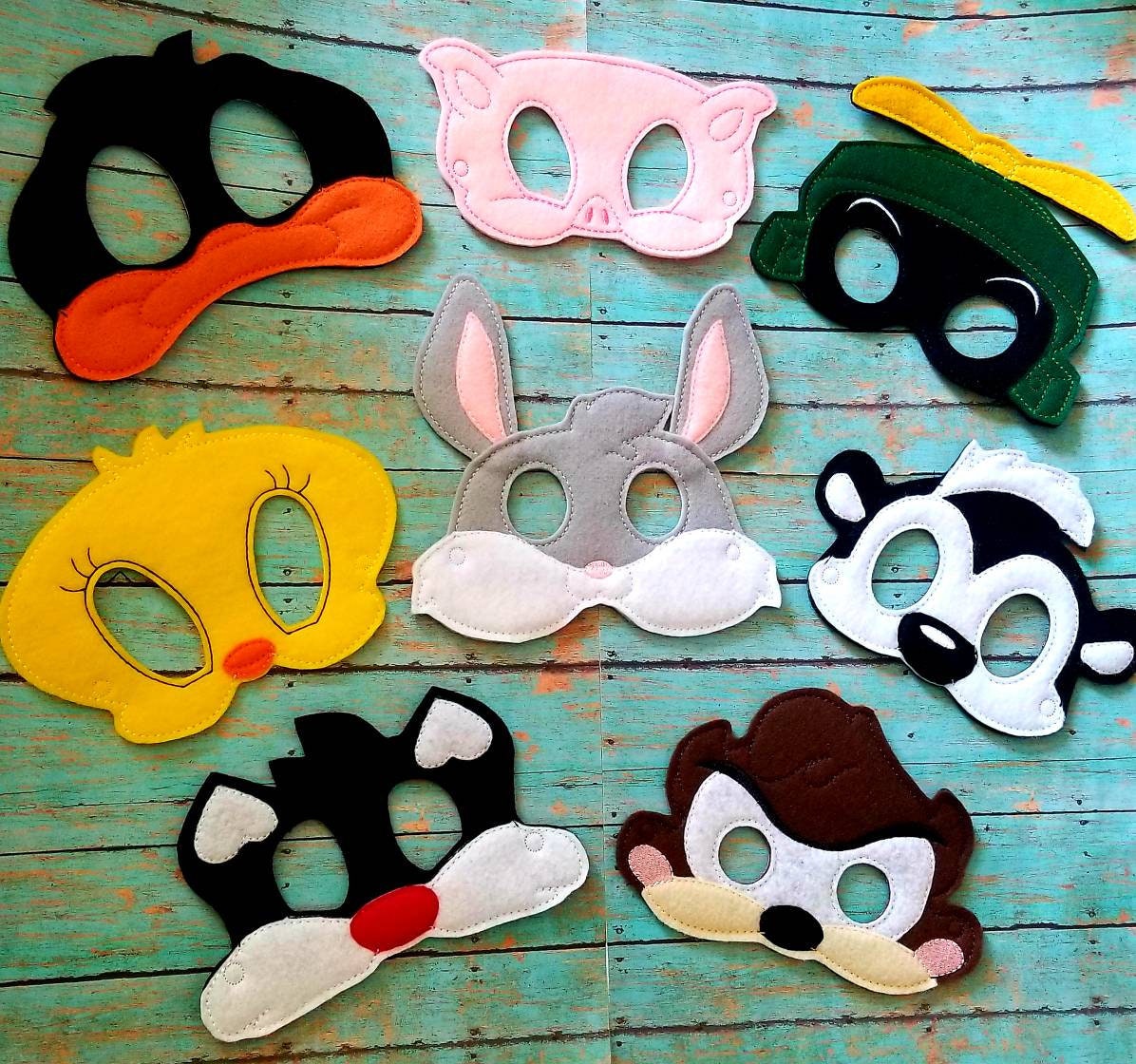 Looney Friends Masks. Bird, Cat, Bunny, Tasmanian Devil, Martian, Sku…