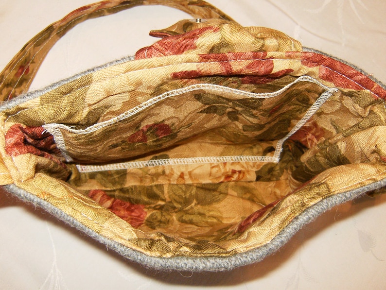 Crossbody Sweater Handbag Lined Crossbody Messenger Bag Upcycled Sweater Purse