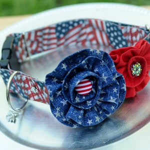 Patriotic Dog Collar with Flowers. Red, White & Blue Dog Collar, Stars and Stripes, Pet Collar, Dog Accessories