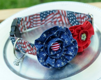 Patriotic Dog Collar with Flowers. Red, White & Blue Dog Collar, Stars and Stripes, Pet Collar, Dog Accessories