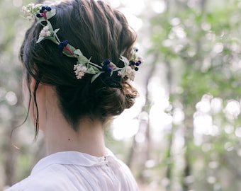 Elderflower&Elderberry Flower Crown / hand-embroidery / flower wedding headpiece / simple design / boho style / garden wedding / flowers