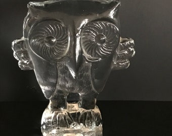 Kosta Boda art glass/Zoo series/OWL figurine paperweight/animal figurine/Mid Century Modern/original sticker/glass owl paperweight/Sweden