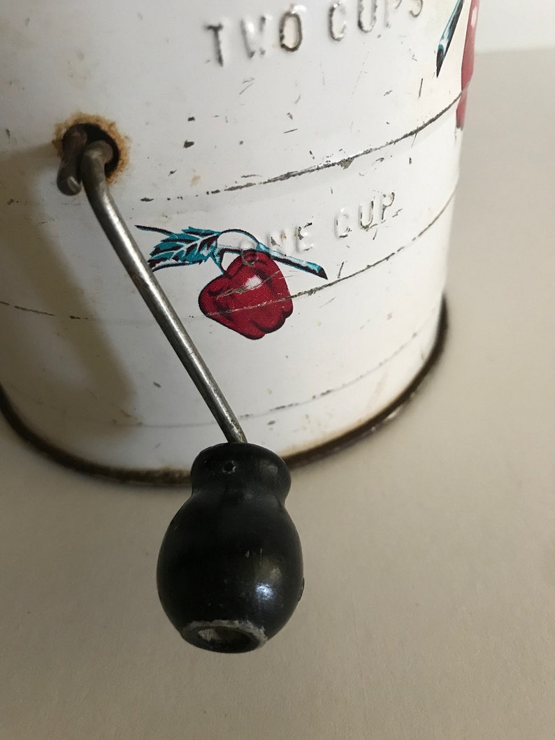 Vintage Bromwell/'s sifter3 Cup metal flour sifterAPPLEred white vintage kitchenkitchenwaredecor display proprustic chippy charmworks