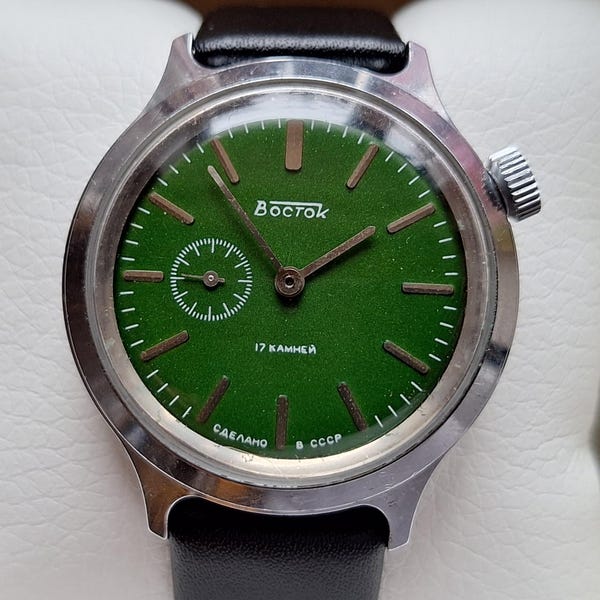Russische Uhr Wostok, grüne Uhr, Smaragduhr, mechanische Uhr, Herrenuhr, Herrenuhren, Wostokuhr