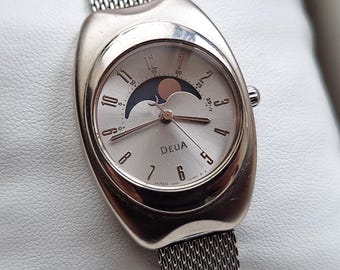 ALBA Seiko quartz watch wtih real Moon Phases Calendar, Japan watch, Moon wrist watch, small ladeis watch