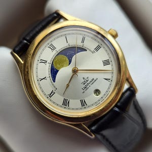 Rare Citizen Lighthouse moon watch, Vintage watch with moon phase, Japan watch, quartz watch, Real Moon Phases Calendar and date