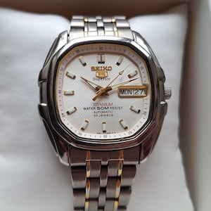 Rare Seiko 5 Superior Titanium Ref 7S36-5030 White Dial, 23 Jewels