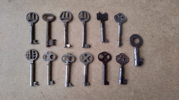 13 alte Schlüssel, Schlüssel Set, alte Schlüssel, antike Schlüssel,  Türschlüssel, Schlüssel Dekor, Schlüssel für Leitern, Metallschlüssel,  Vintage Schlüssel, Schlüssel UdSSR, Sammlerschlüssel -  Österreich