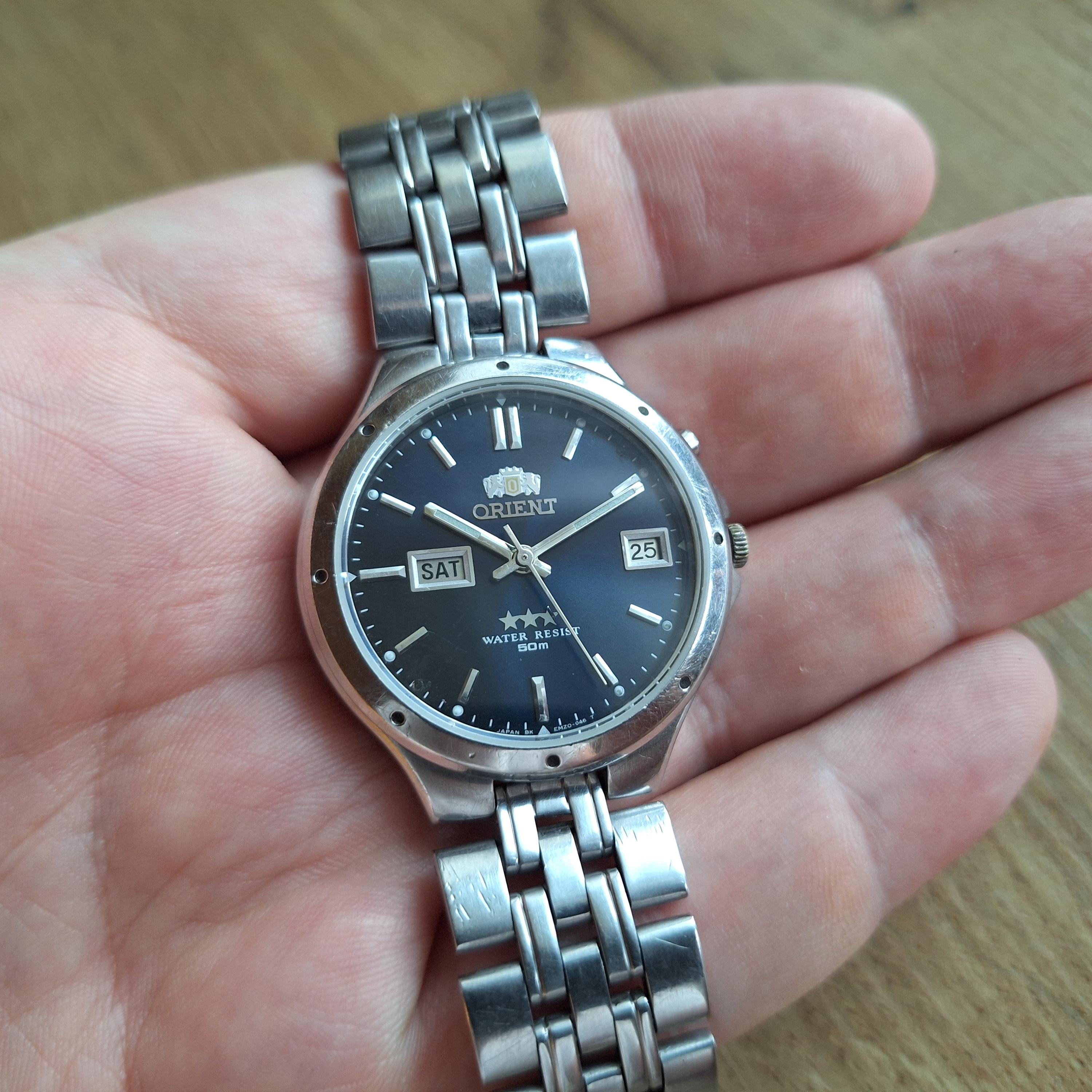 ヴィンテージ オリエント 自動巻き腕時計：ブルー文字盤、デイデイト
