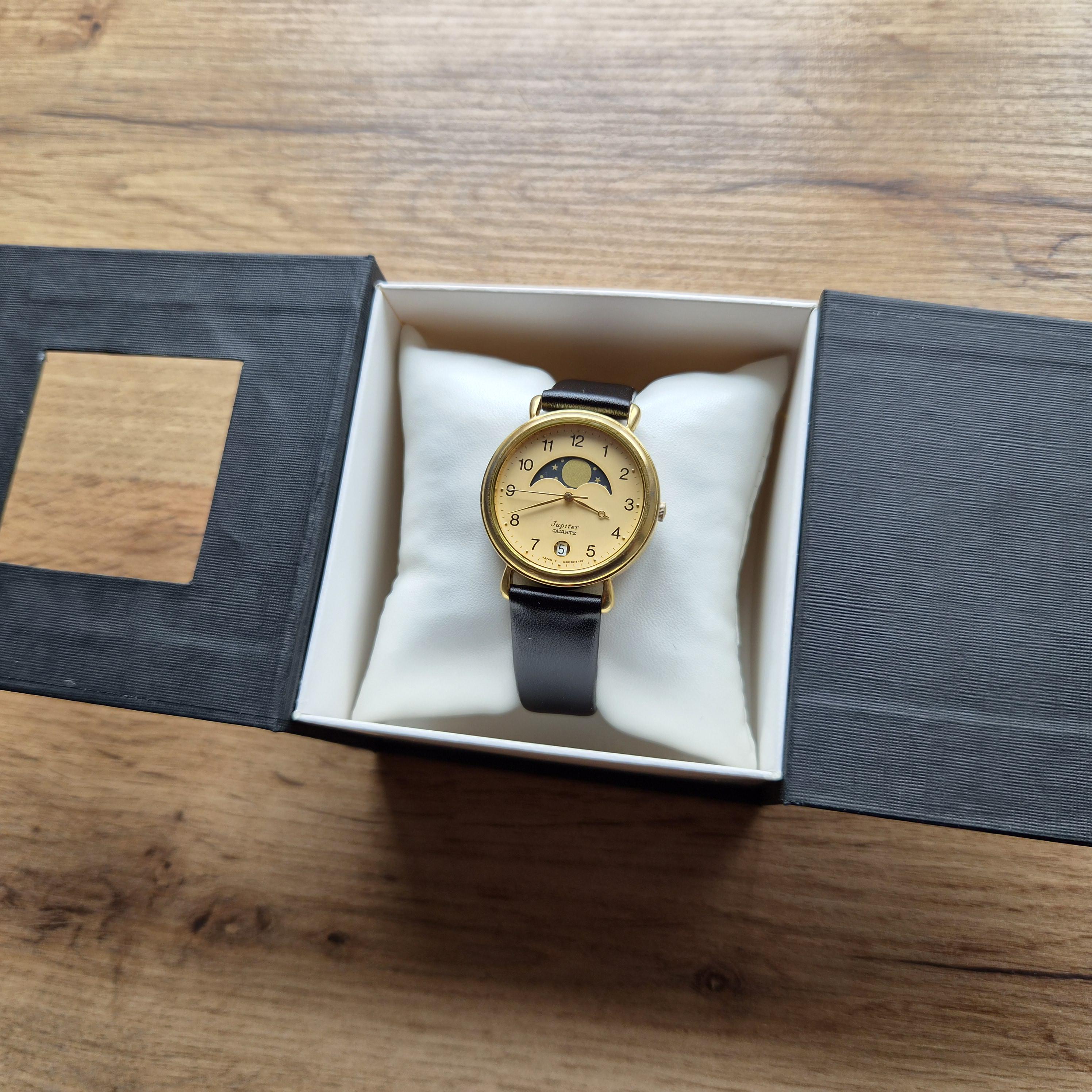 Orient Jupiter Watch With Moon Phases Calendar, Moon Watch