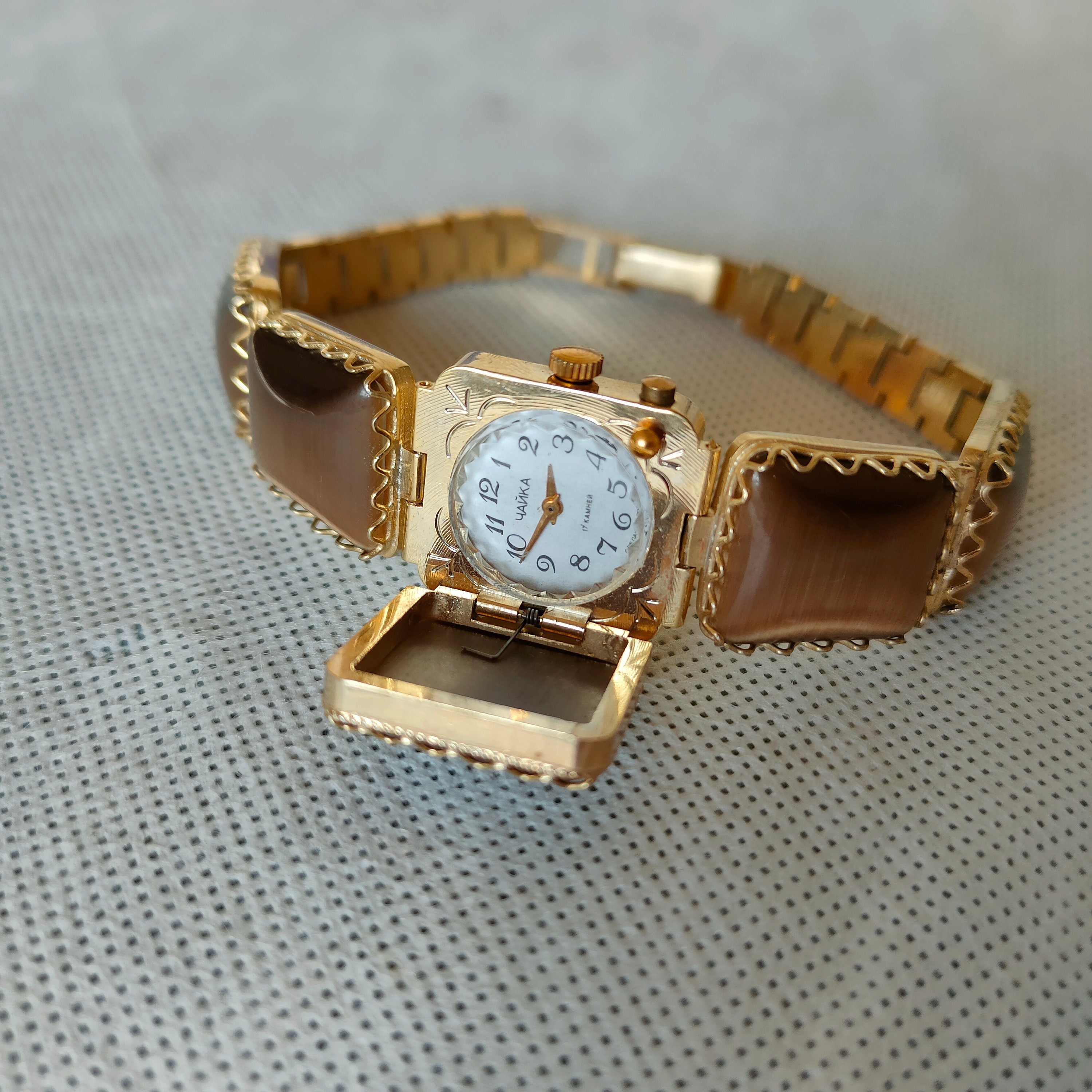 Jewellery Watches Wrist Watches Womens Wrist Watches Vintage MOD Joseph Magnin California Gold Cuff Clamper Hidden wrist Watch MCM // bangle cuff 