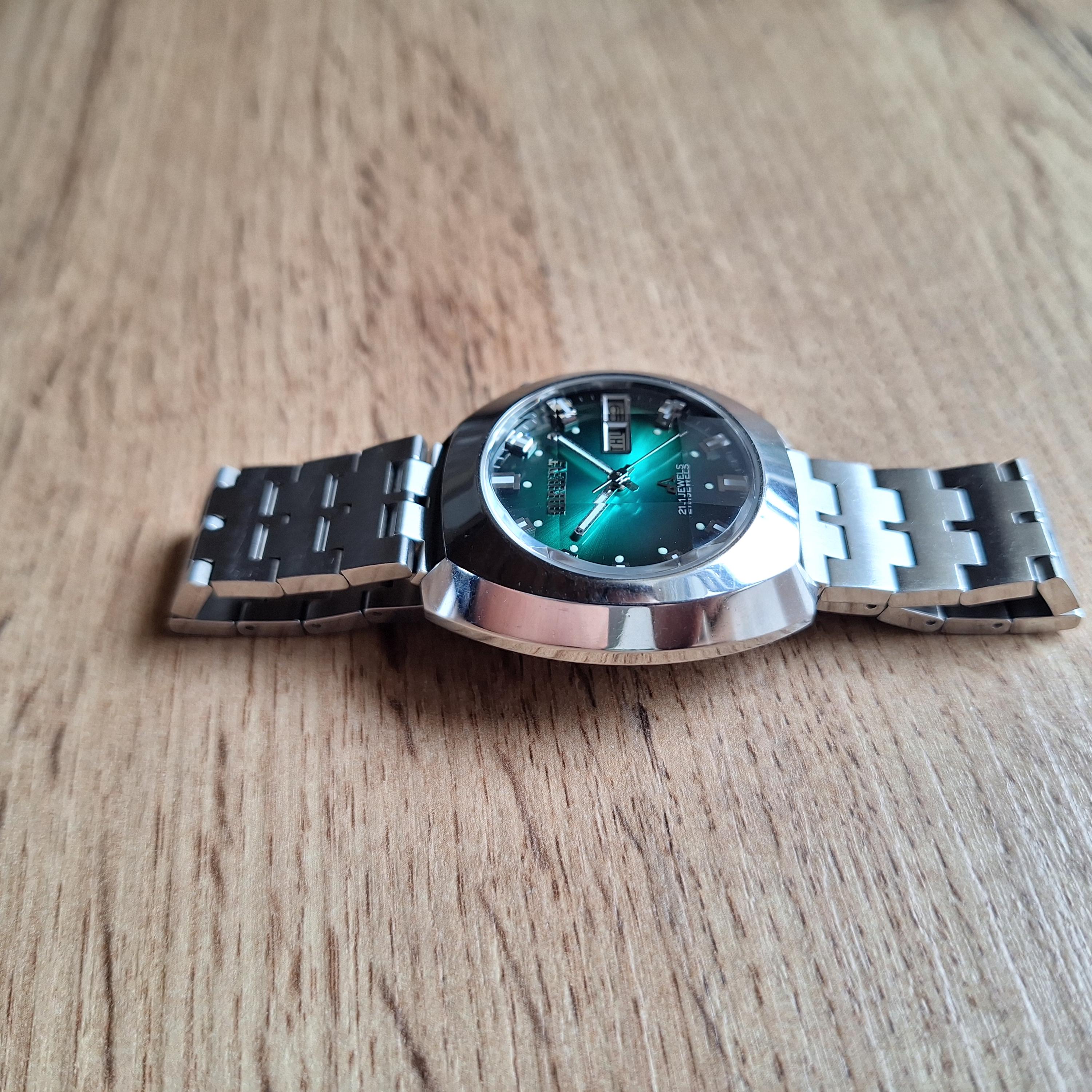 超レアなオリエント クロノエース メキシカングリーンウォッチ、機械式