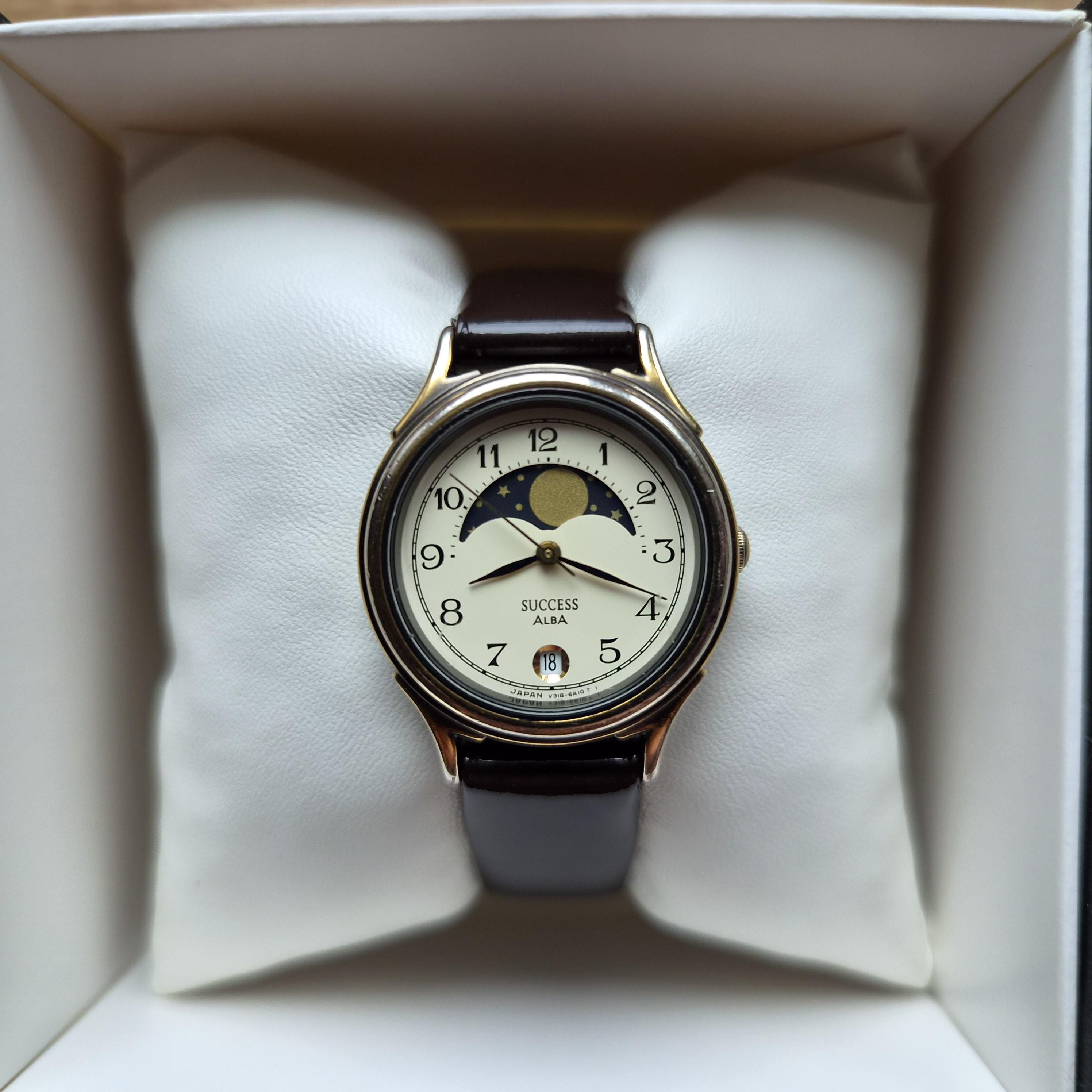 ち*ん様 SEIKO ALBA レディース 腕時計 V828-0030ムーンフェ ALBA Seiko SUCCESS Moonphase Watch, Quartz Watch, Real Moon Phases