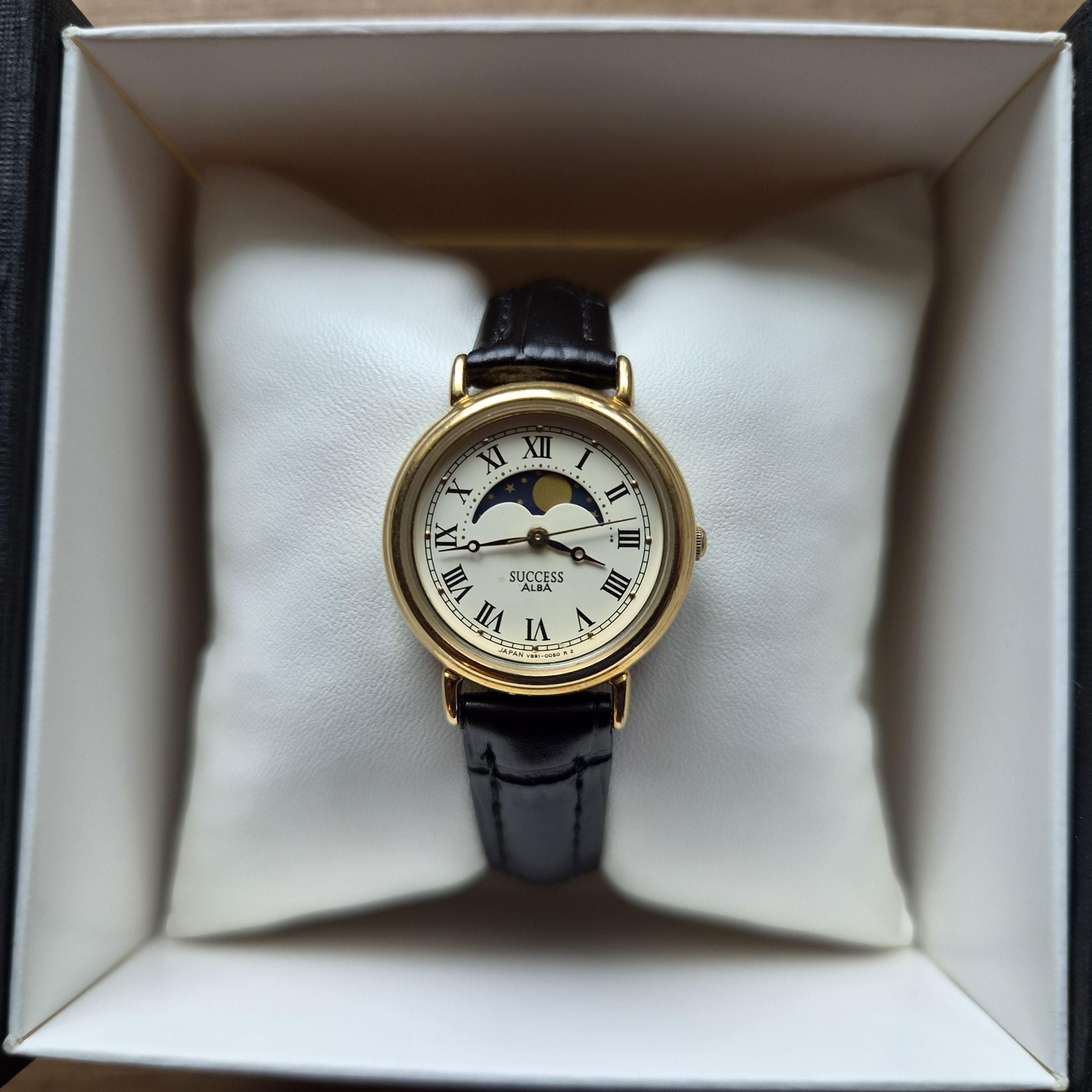 ALBA Seiko SUCCESS Vintage Moonphase Watch, Quartz Watch Real Moon