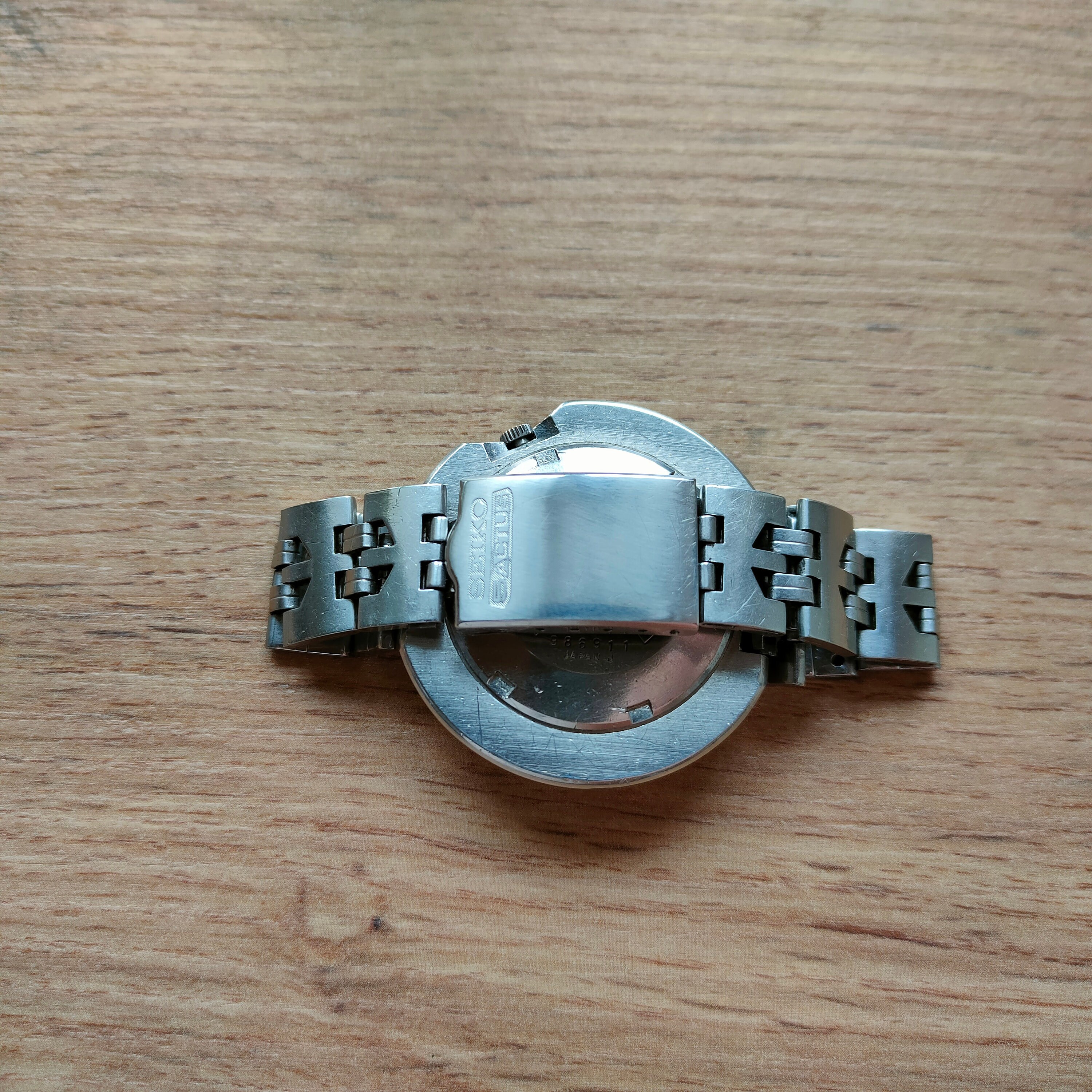 超レアなセイコー5アクタスSS Ref. 6106-8410、ヴィンテージの希少な 