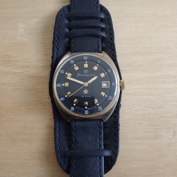 VOSTOK watch, commander watch, Soviet watch, mech… - image 5