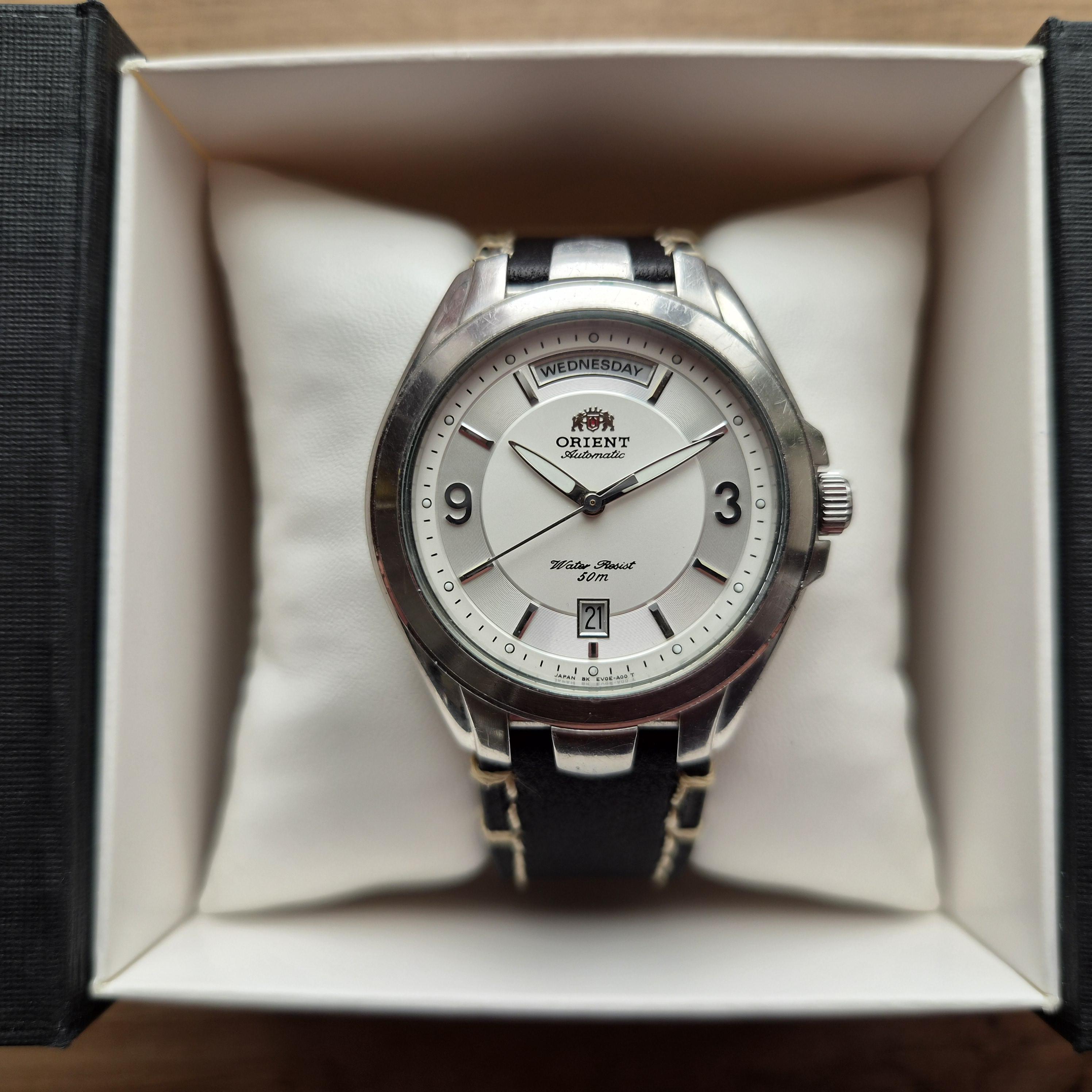 Rare Vintage Orient PRESIDENT Day Date White Watch, Automatic