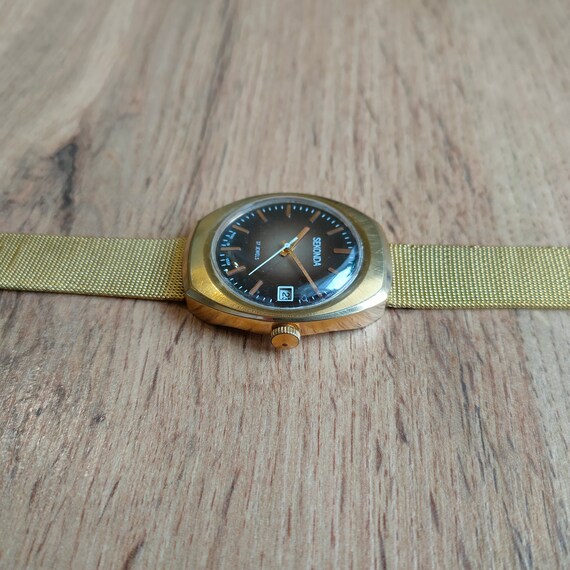 Sekonda vintage Soviet watch, brown watch, mechan… - image 3