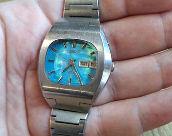 Ultra Rare Orient Crystal Mexican Mother-of-pearl Dial, 60s Orient