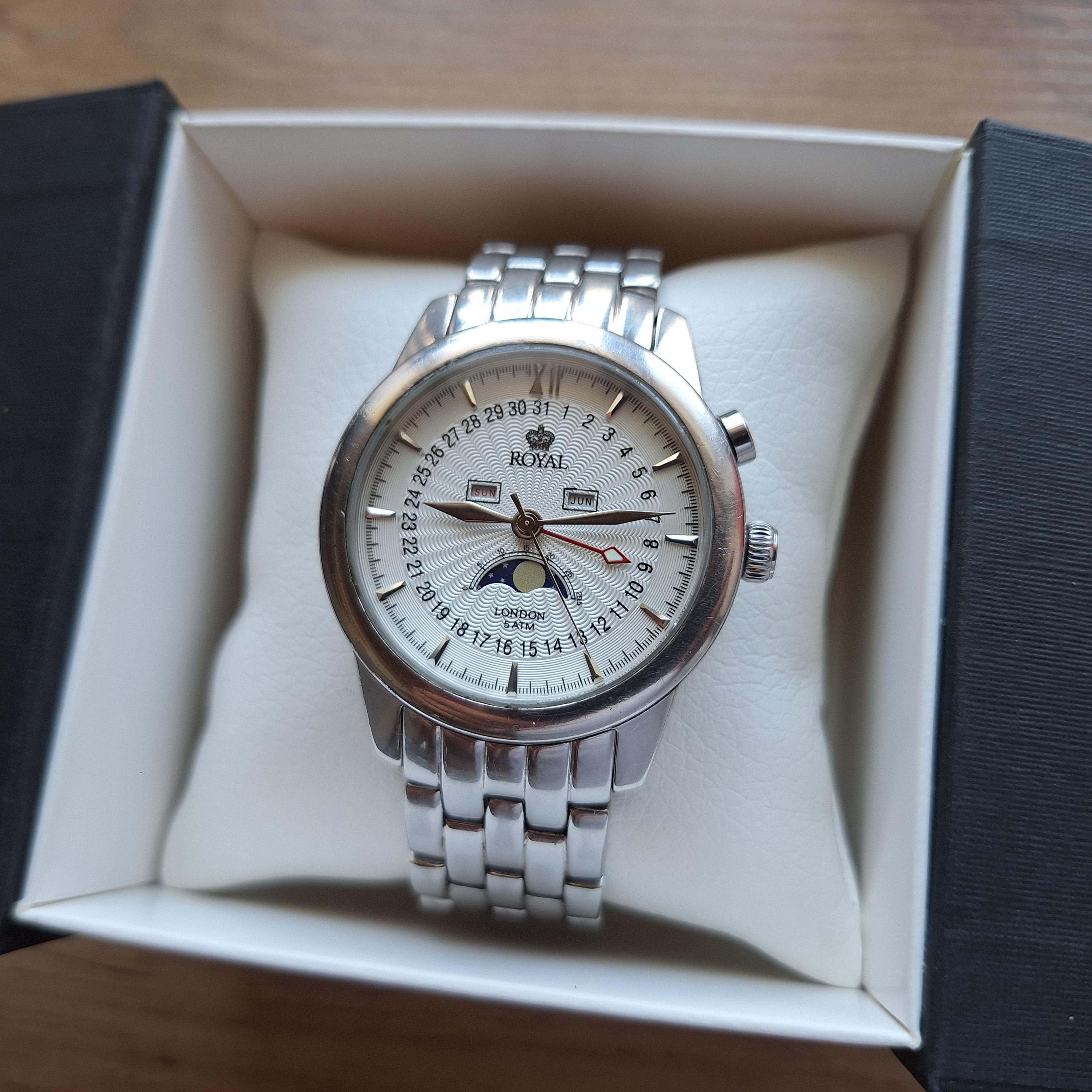 Royal Swiss Moonphase Watch, Quartz Watch, Real Moon Phases