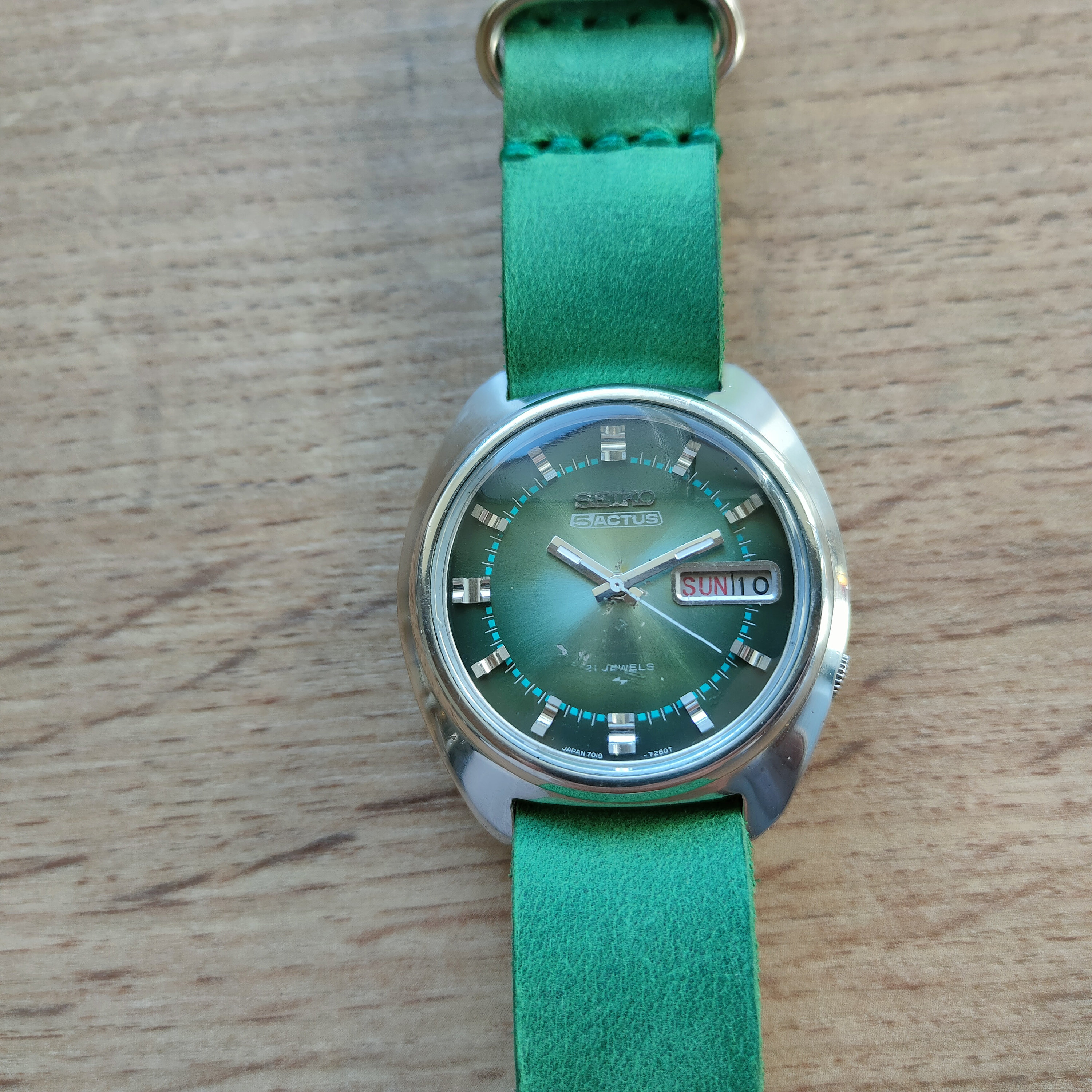 Rare SEIKO 5 ACTUS Ref. 7019-7350, Vintage Rare Green Japan Watch