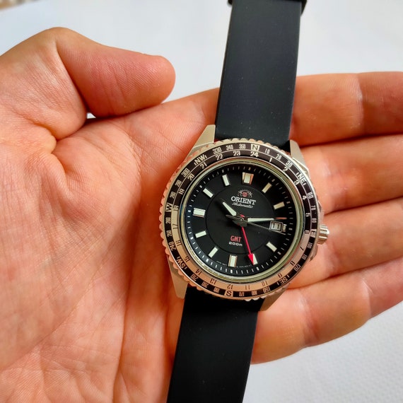 orient 200m automatic