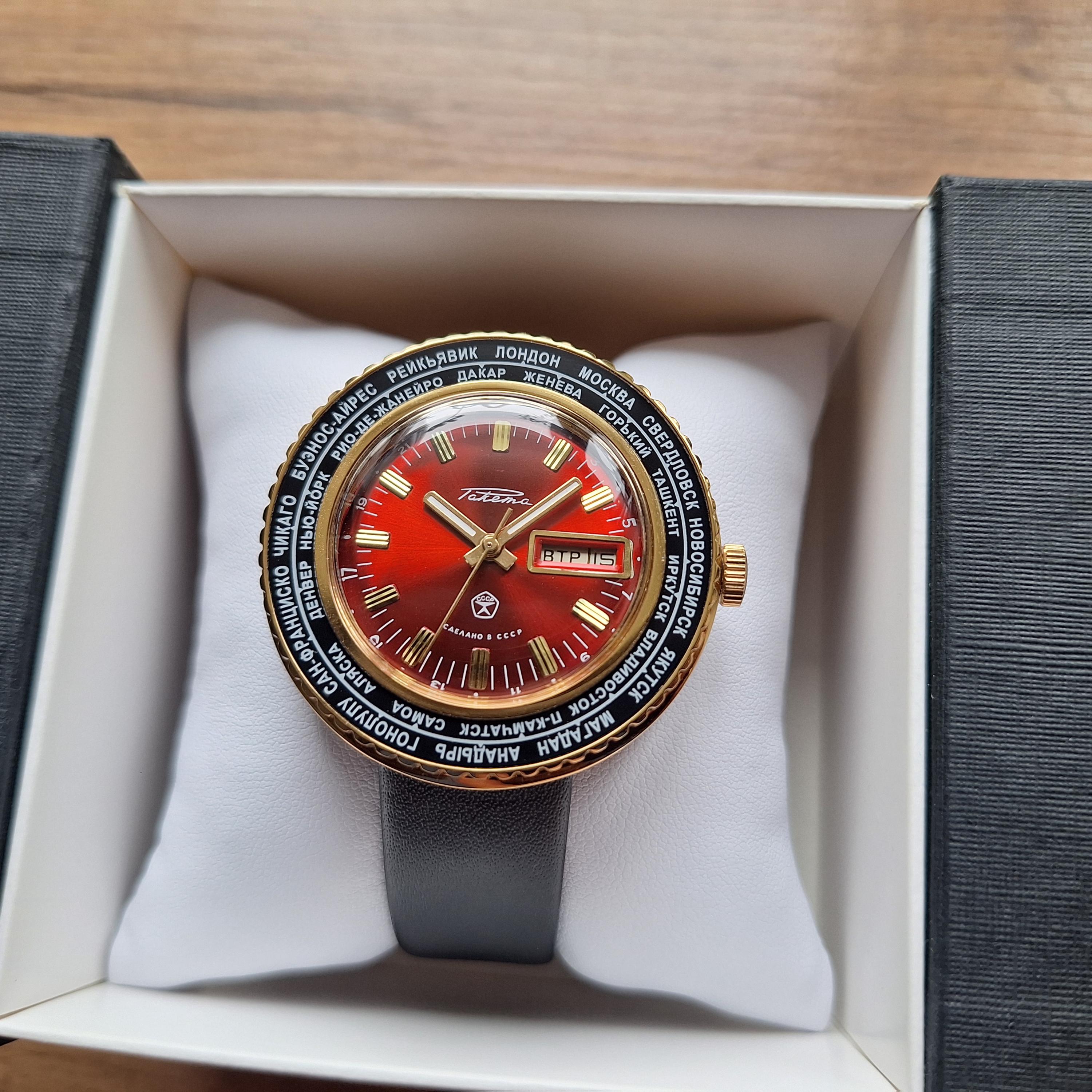 ソビエトラケタワールドタイム ヴィンテージソビエト時計 Raketa ワールドタイム、Raketa シティーズ