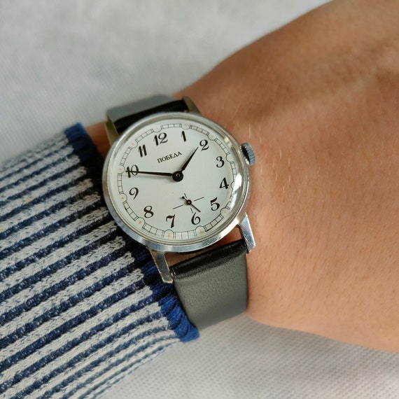 Vintage watch Pobeda "Victory", Soviet watch, whi… - image 1