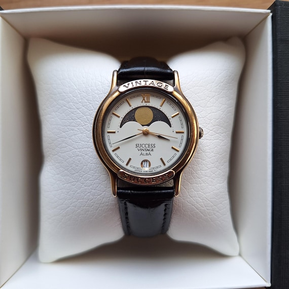 ALBA Vintage Seiko Moonphase Watch, Quartz Watch, Real Moon Phases