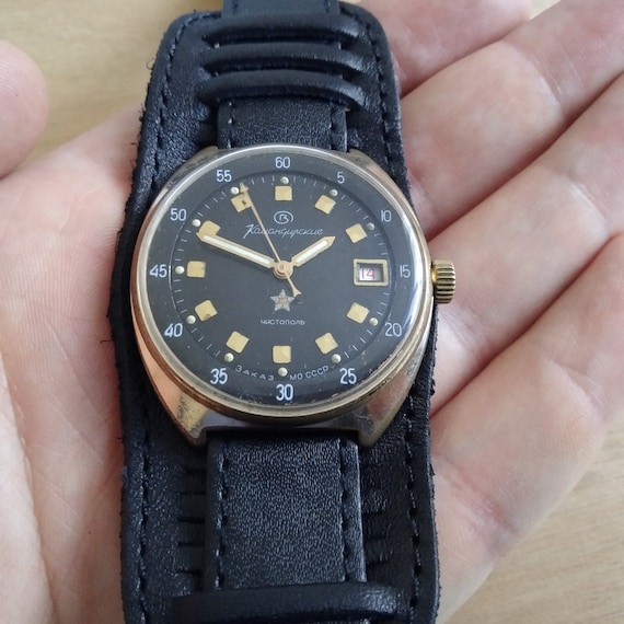 VOSTOK watch, commander watch, Soviet watch, mech… - image 9