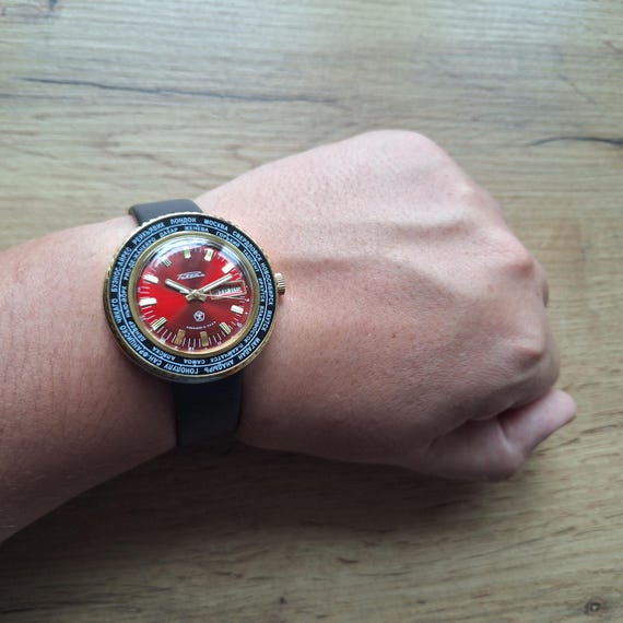 ヴィンテージソビエト時計 Raketa ワールドタイム、Raketa シティーズ 